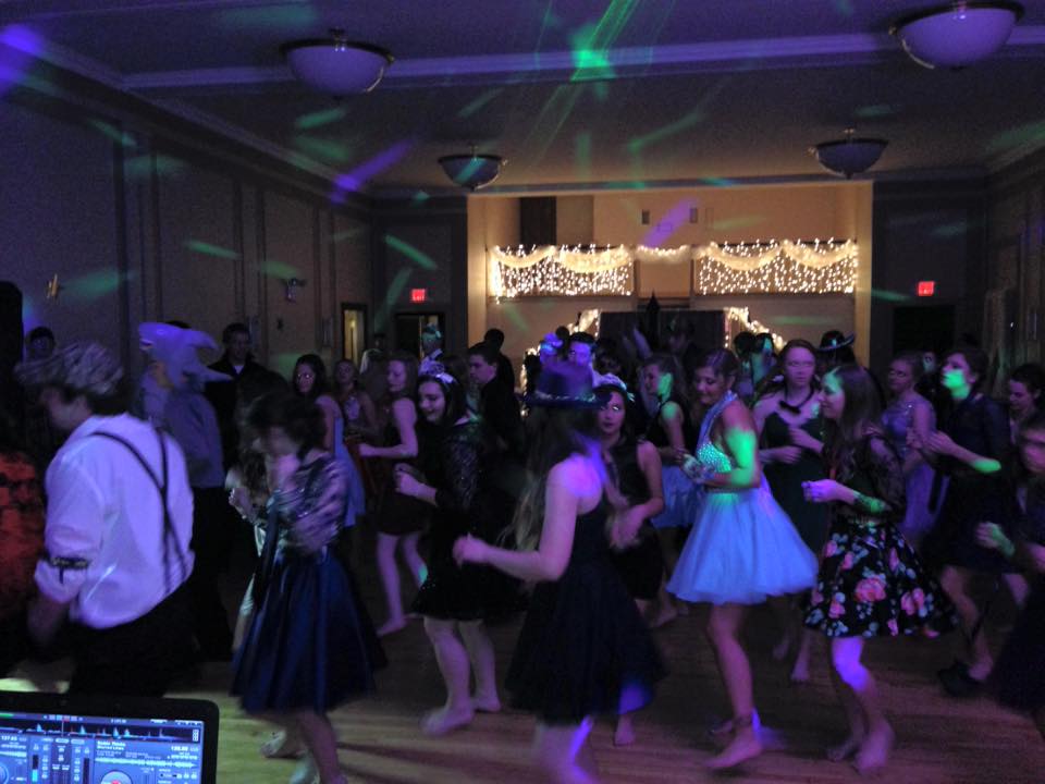 Students enjoying a Sun Key school dance